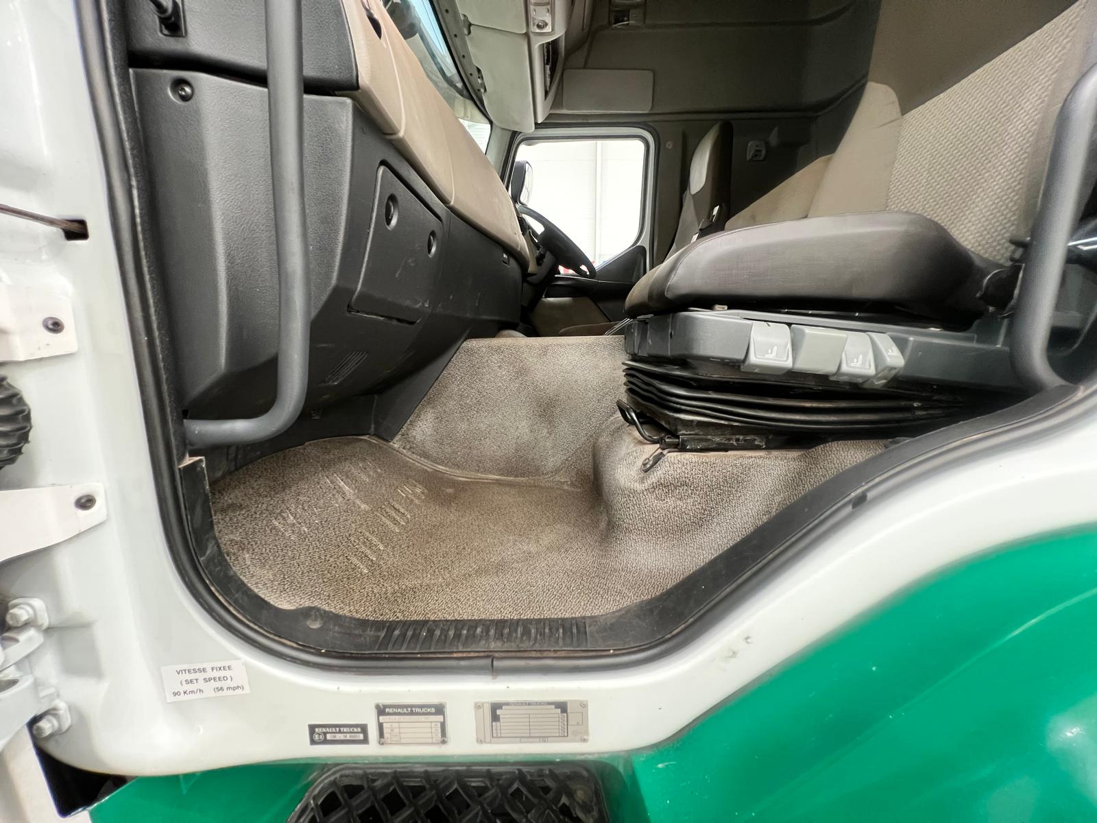 Renault Premium 460 6×2 Midlift Tractor Unit