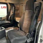 Mercedes Actros 2530 6×2 Sleeper Cab Curtainsider - thumbnail