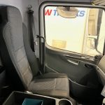Mercedes Axor 1824 Day Cab Fridge Box Van - thumbnail