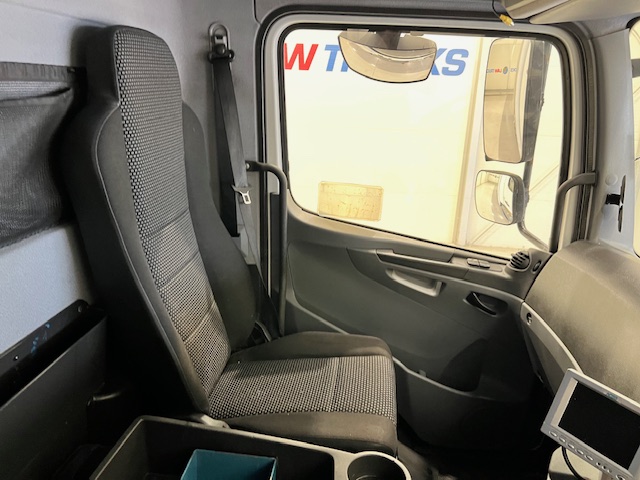 Mercedes Axor 1824 Day Cab Fridge Box Van