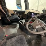 Mercedes Actros 2530 6×2 Sleeper Cab Curtainsider - thumbnail