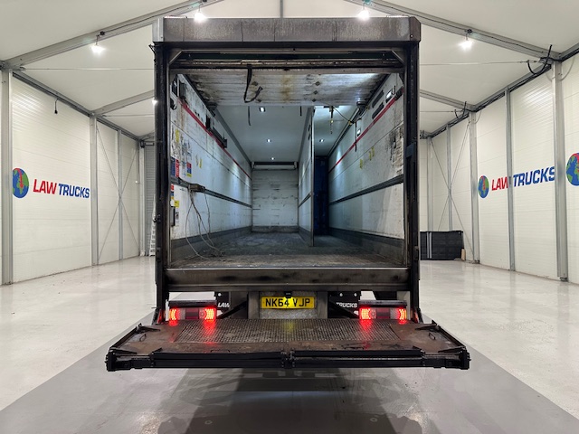 Scania P280 6×2 Rear Lift Day Cab Fridge Box