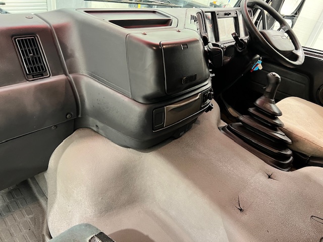 Volvo FM12 380 6×2 Midlift Tractor Unit Manual
