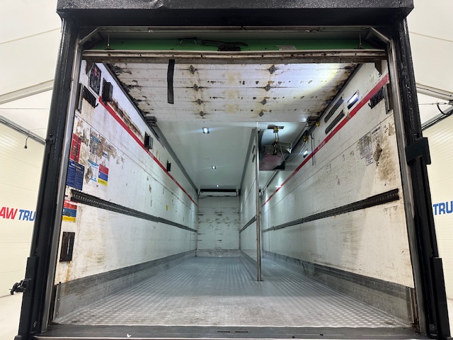 Scania P280 6×2 Rear Lift Day Cab Fridge Box