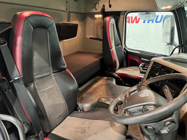 Volvo FM 450 Tractor Unit with Corus Brick Grab Trailer