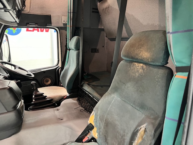 Volvo FM12 380 6×2 Midlift Tractor Unit Manual