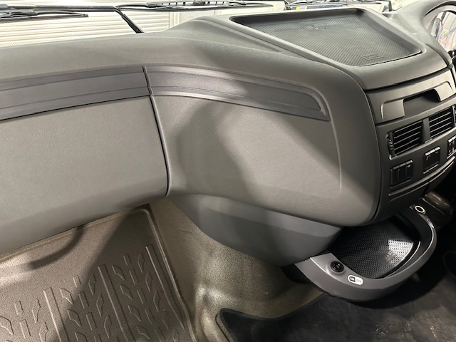 DAF XF 460 6×2 Rear Lift Tractor Unit Manual