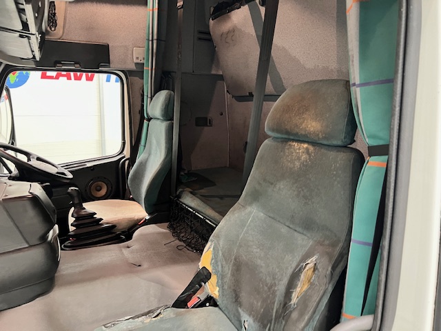 Volvo FM12 380 6×2 Midlift Tractor Unit Manual