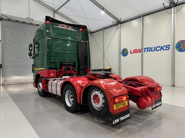 DAF XF 460 6×2 Rear Lift Tractor Unit Manual