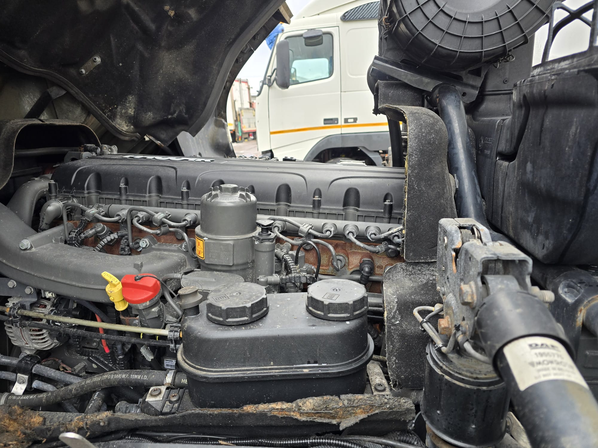DAF  CF 290 6×2 Rear Steer Fridge Box