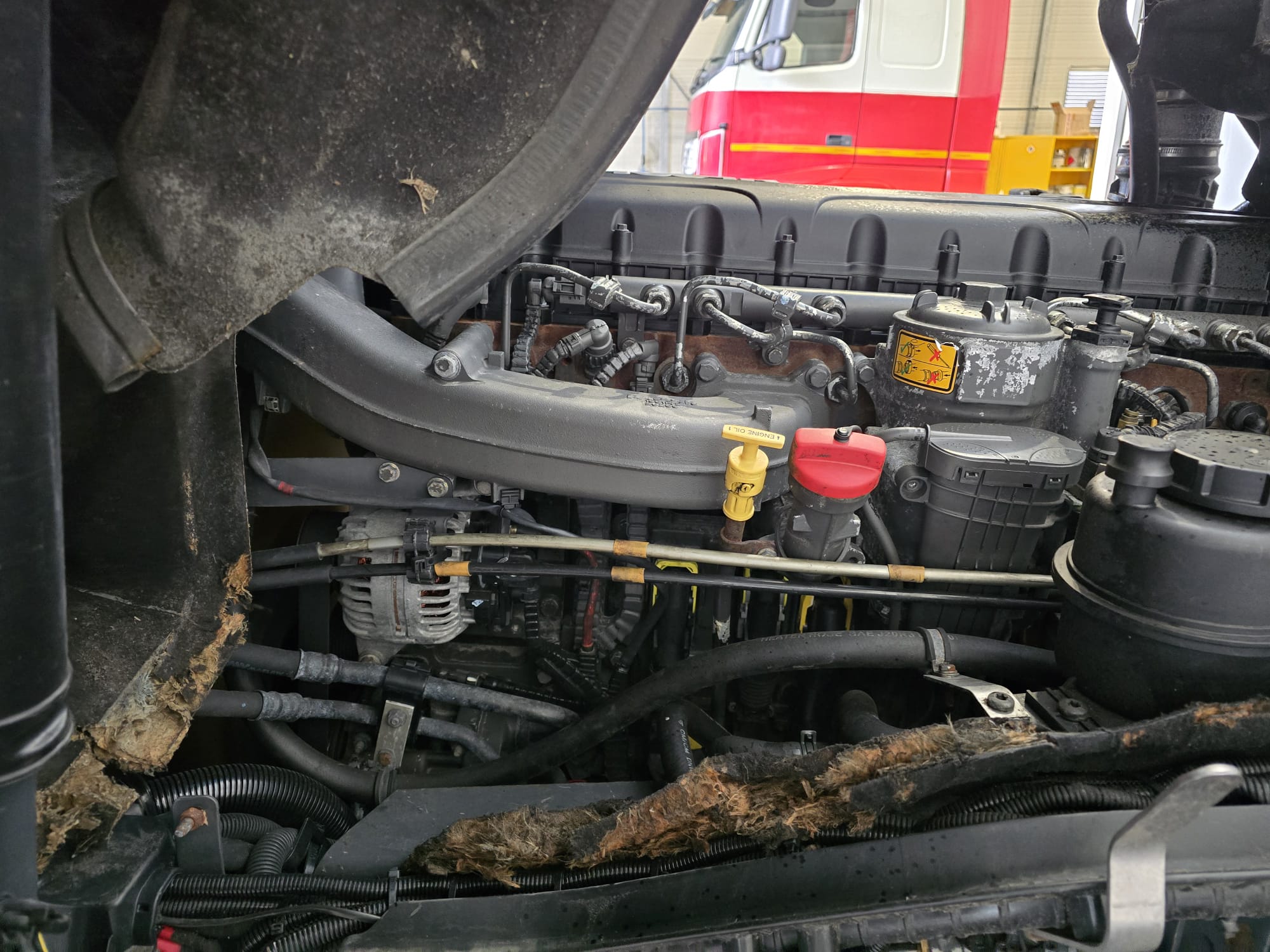 DAF CF 290 6×2 Rear Steer Fridge Box