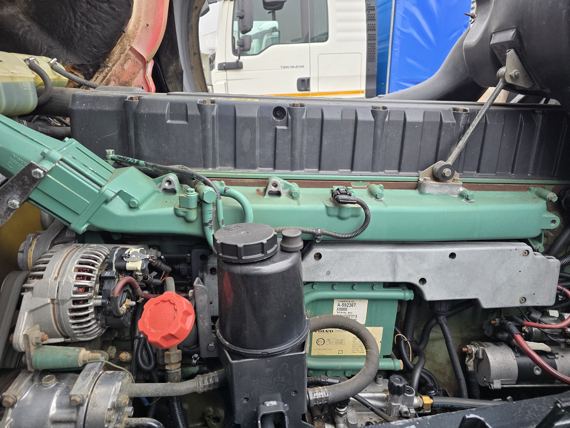 Volvo FM12 340 8×4 Day Cab Chassis Cab