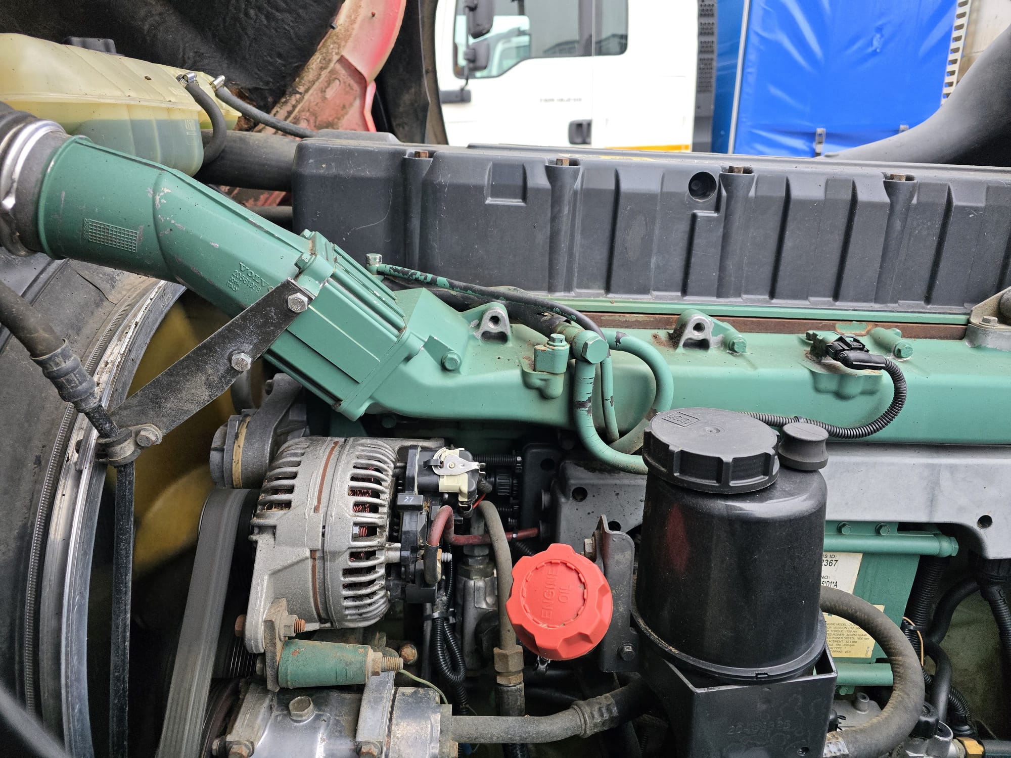 Volvo FM12 340 8×4 Day Cab Chassis Cab