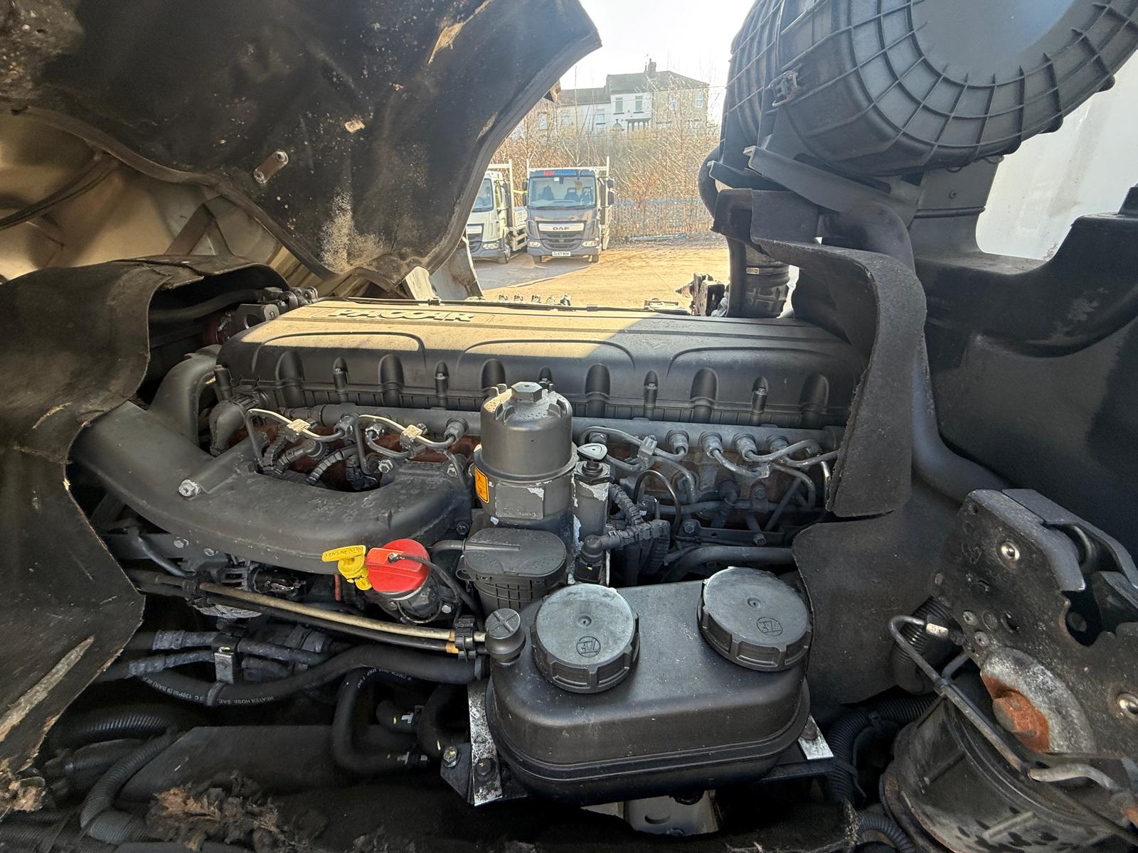 DAF CF 290 6×2 Rear Steer Fridge Box