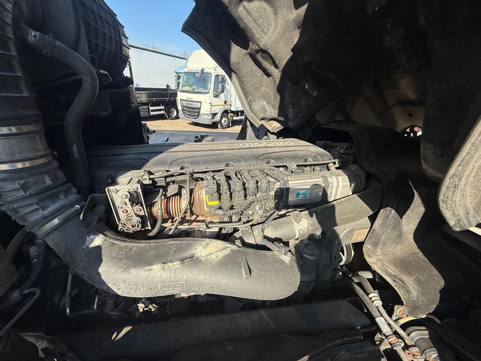 DAF CF 290 6×2 Rear Steer Fridge Box