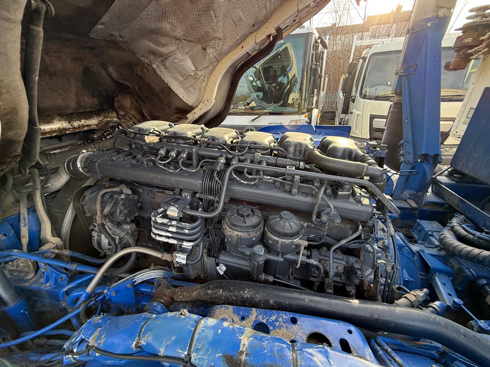 Scania P410 8×4 Rest Cab Tipper Manual