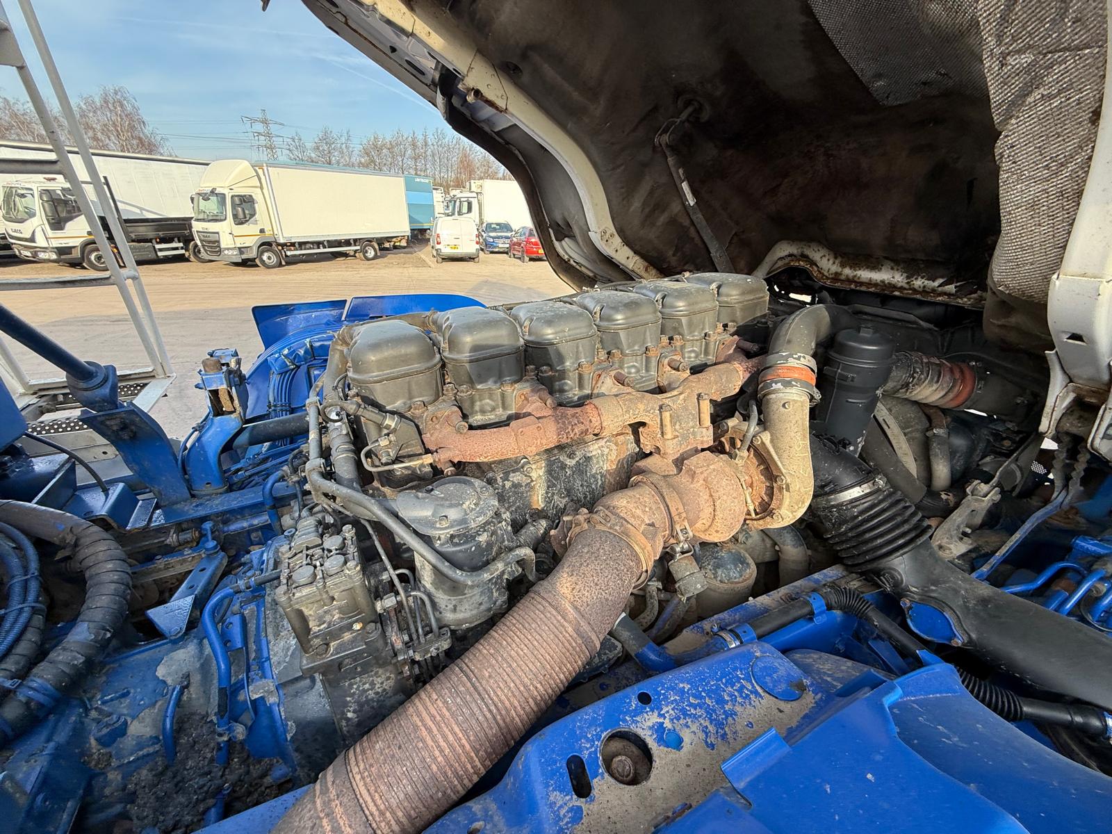 Scania P410 8×4 Rest Cab Tipper Manual