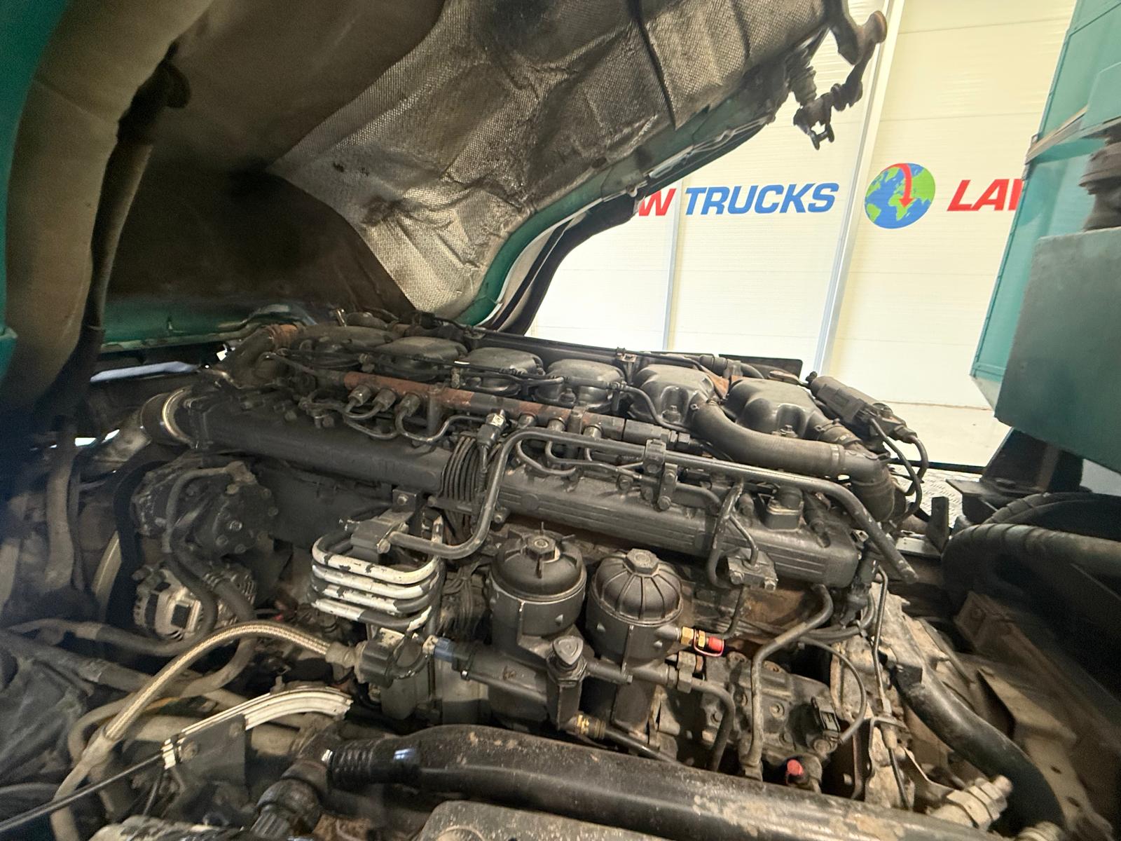 Scania P360 8×4 Rest Cab Tipper Manual