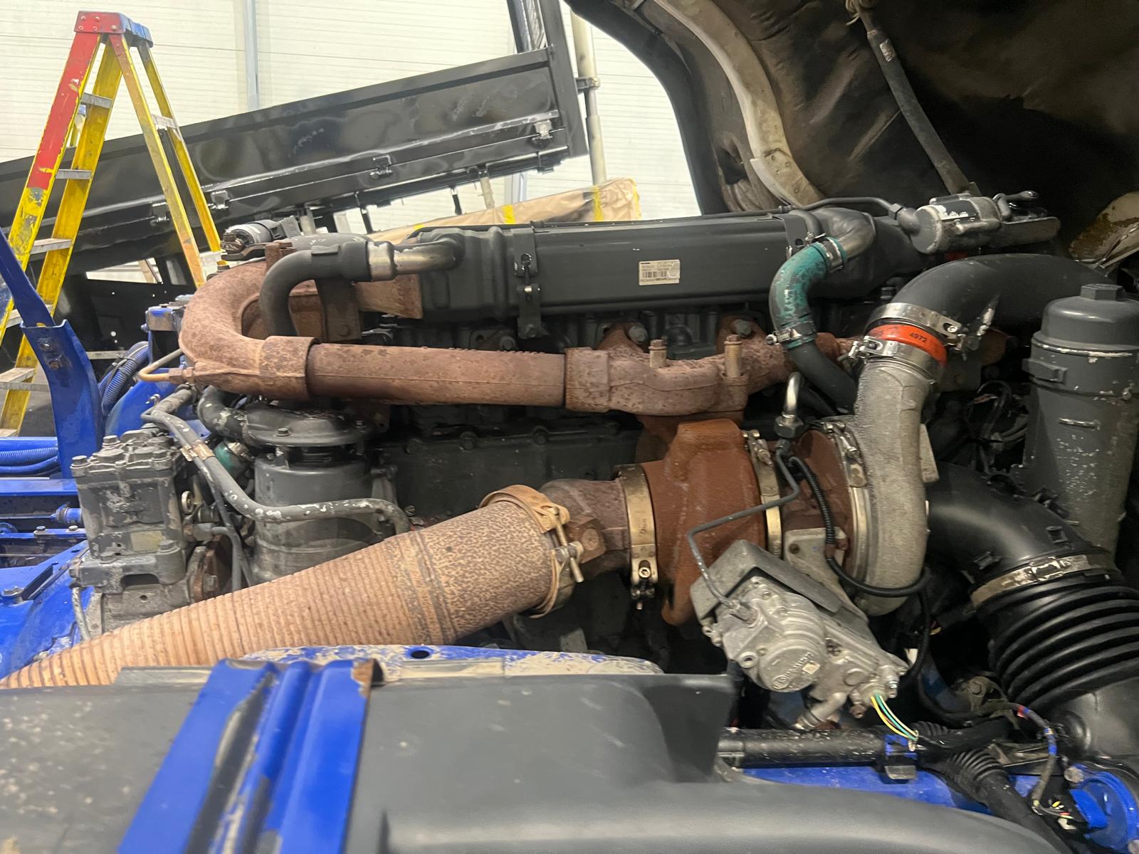Scania P360 8×4 Day Cab Hookloader Manual