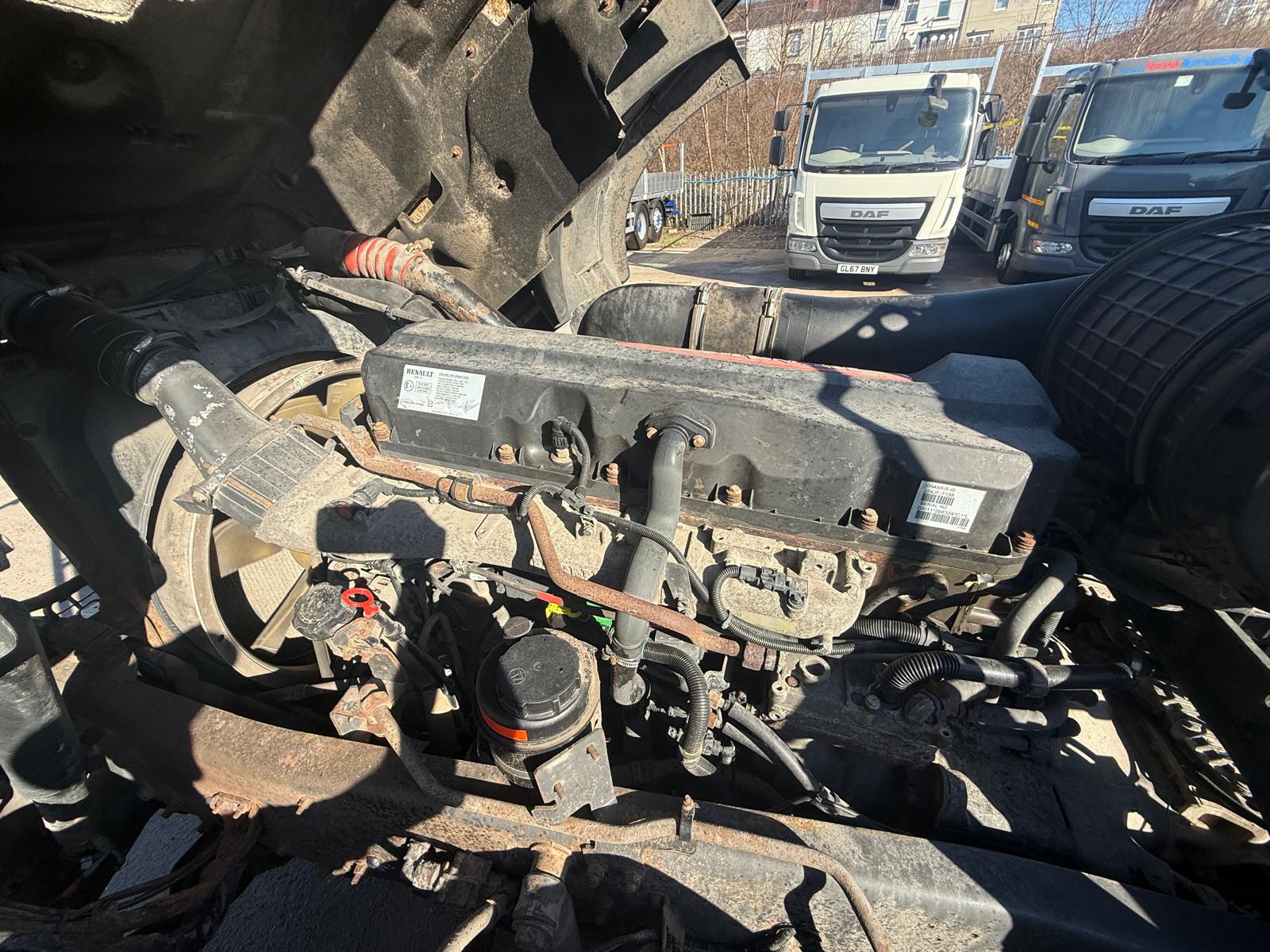 Renault Premium 460 6×2 Midlift Tractor Unit
