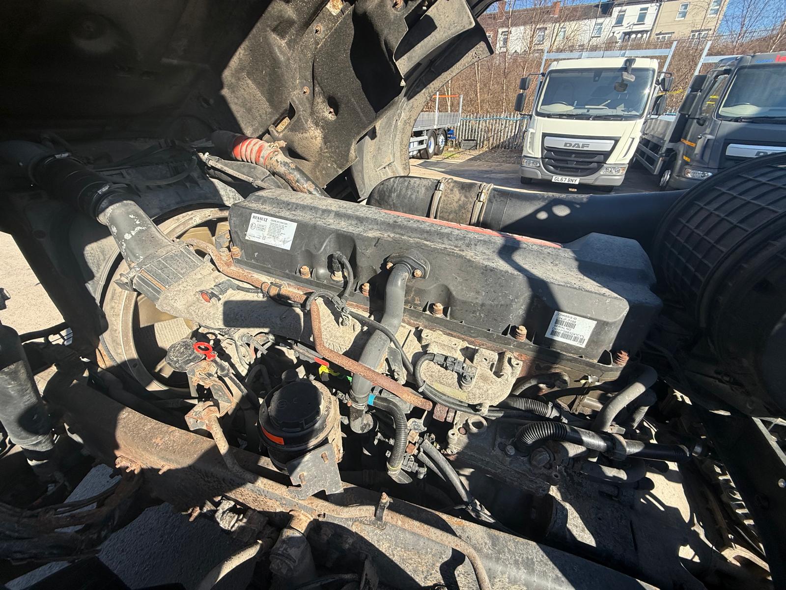 Renault Premium 460 6×2 Midlift Tractor Unit
