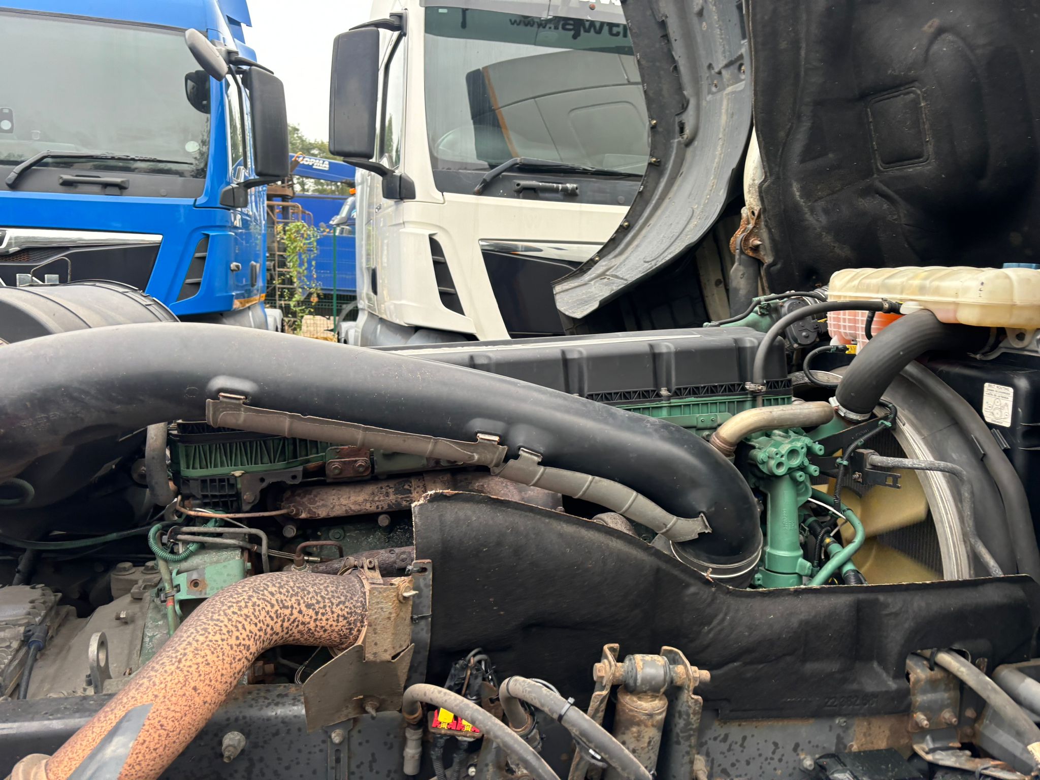 Volvo FM 450 Tractor Unit with Corus Brick Grab Trailer