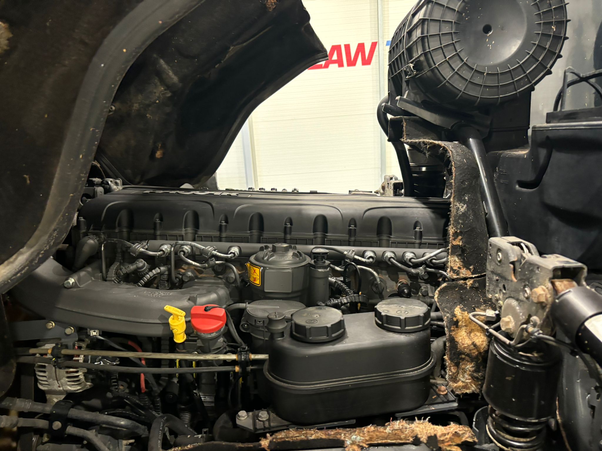 DAF CF 370 6×2 Rear Lift Dropside Brick Grab Manual