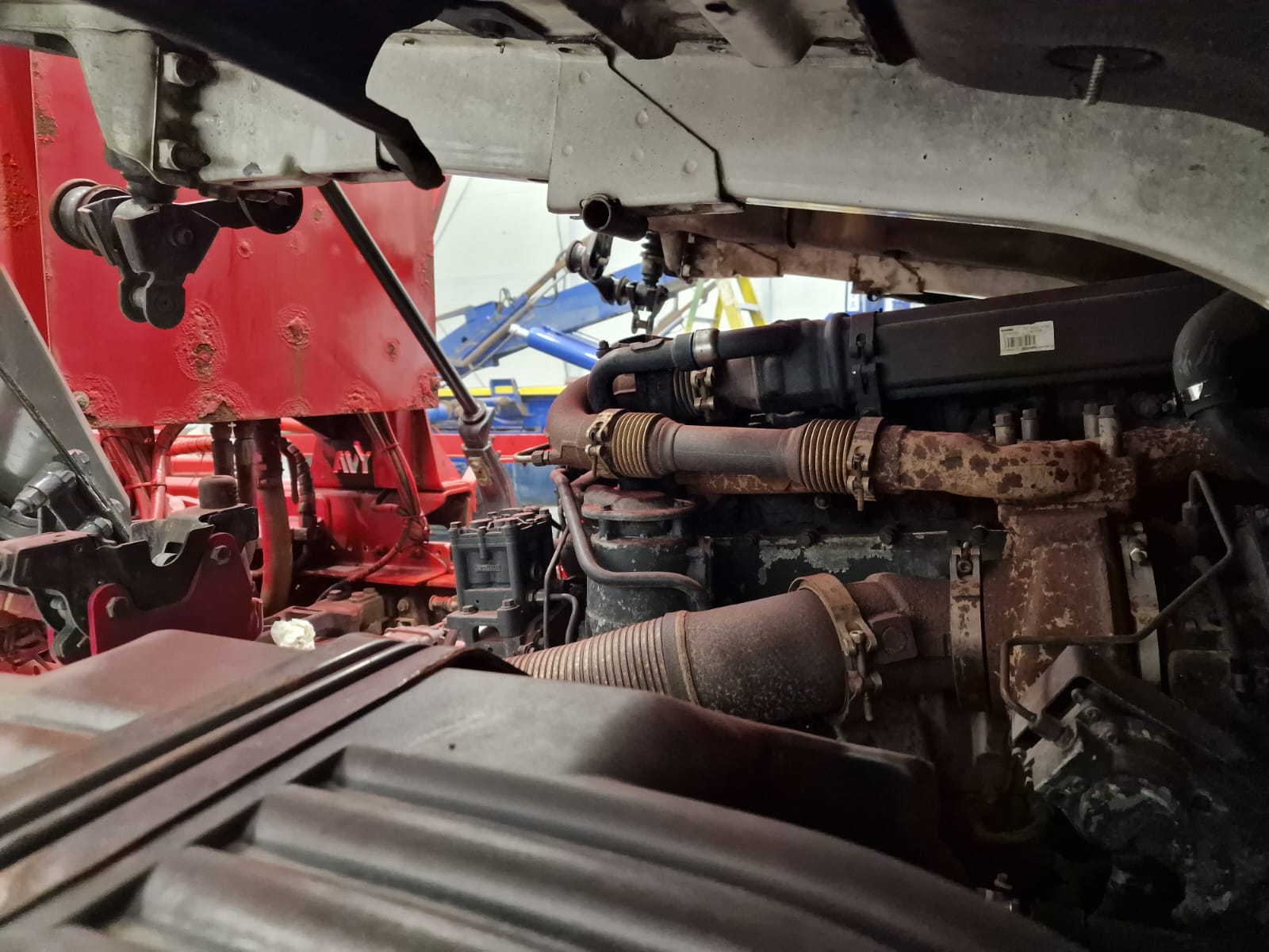Scania P370 8×4 Rest Cab Hookloader Manual