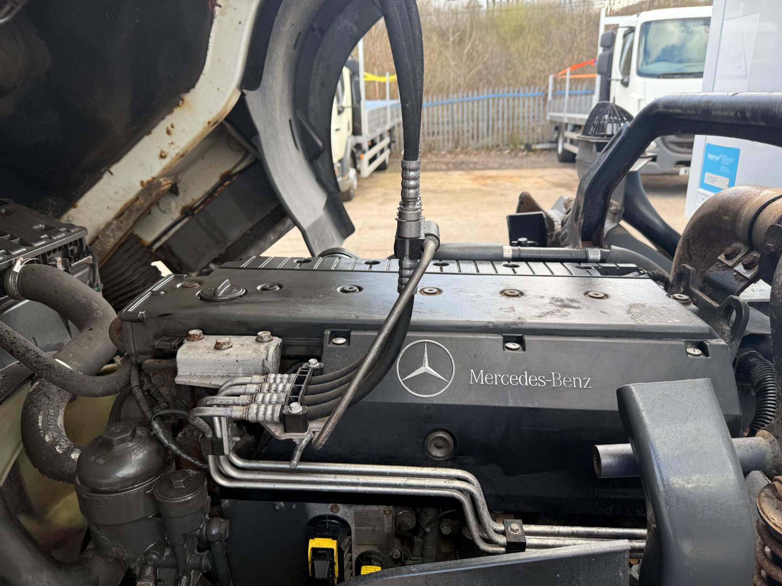 Mercedes Axor 1824 Day Cab Box Van