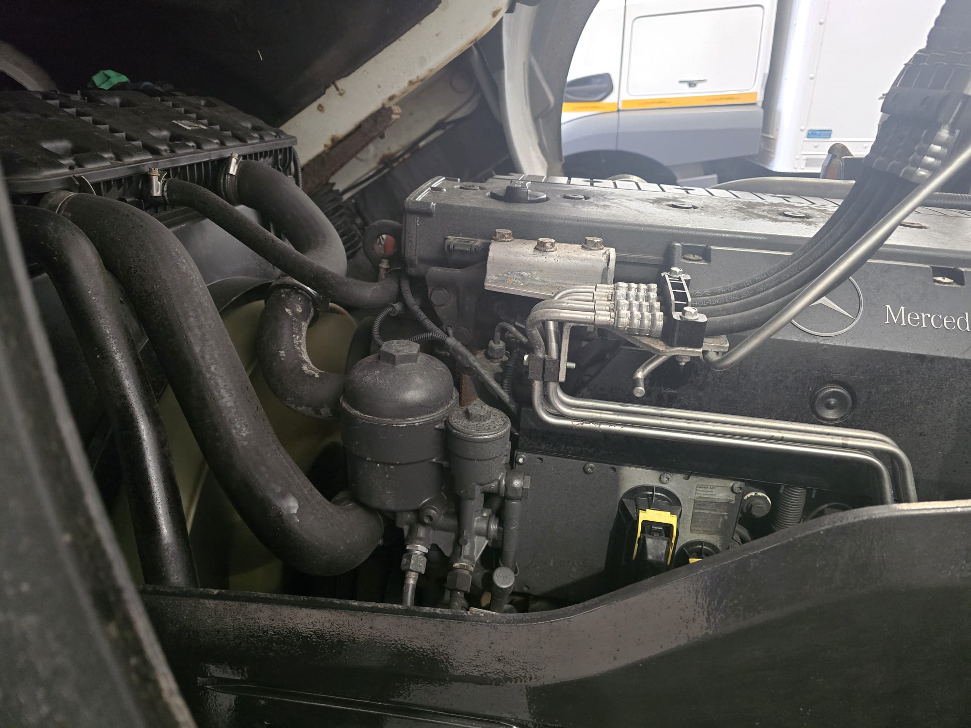 Mercedes Axor 1824 Day Cab Fridge Box
