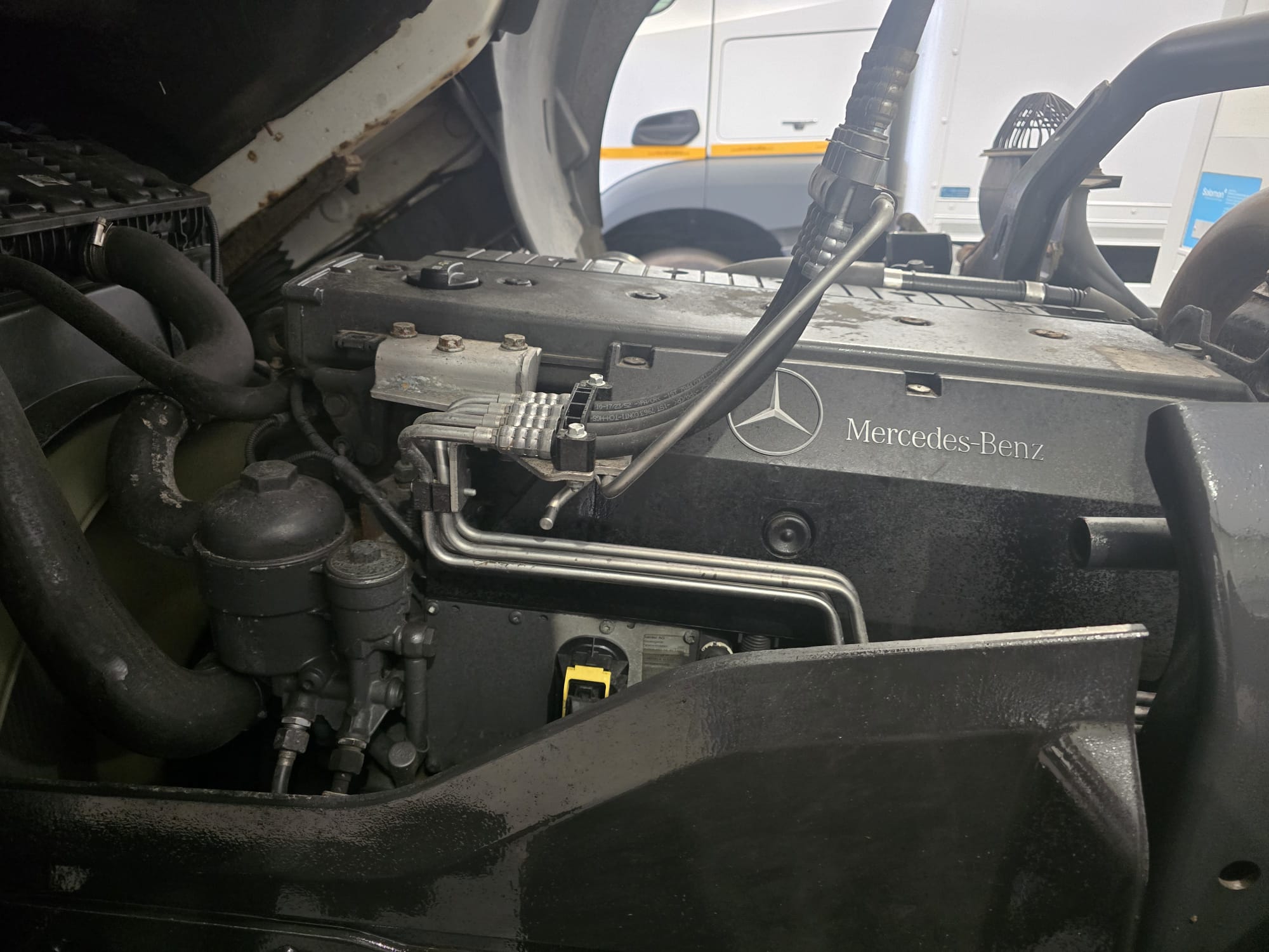Mercedes Axor 1824 Day Cab Fridge Box