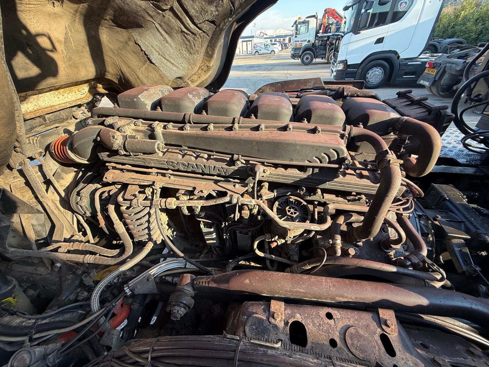 Scania P380 8×4 Day Cab Hookloader Manual