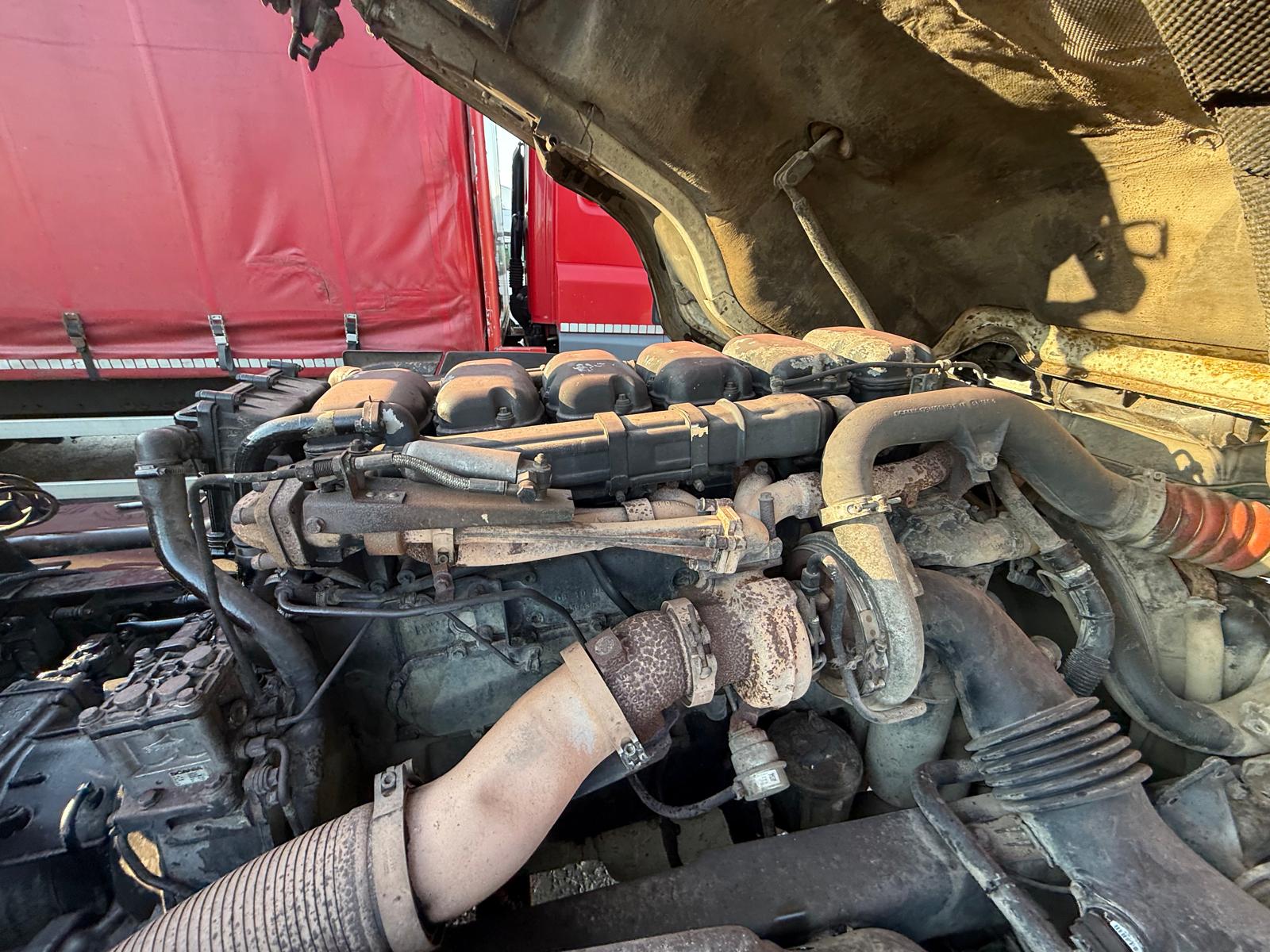 Scania P380 8×4 Day Cab Hookloader Manual