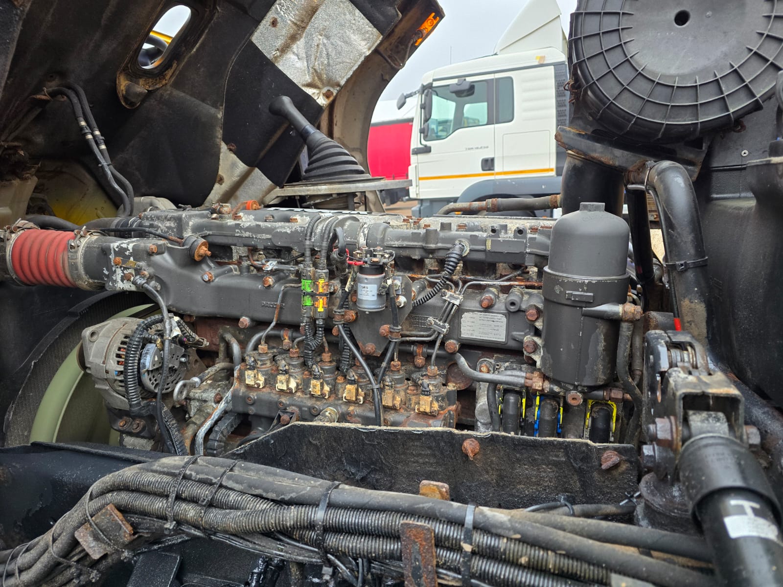 DAF CF75 310 6×4 Day Cab Gritter