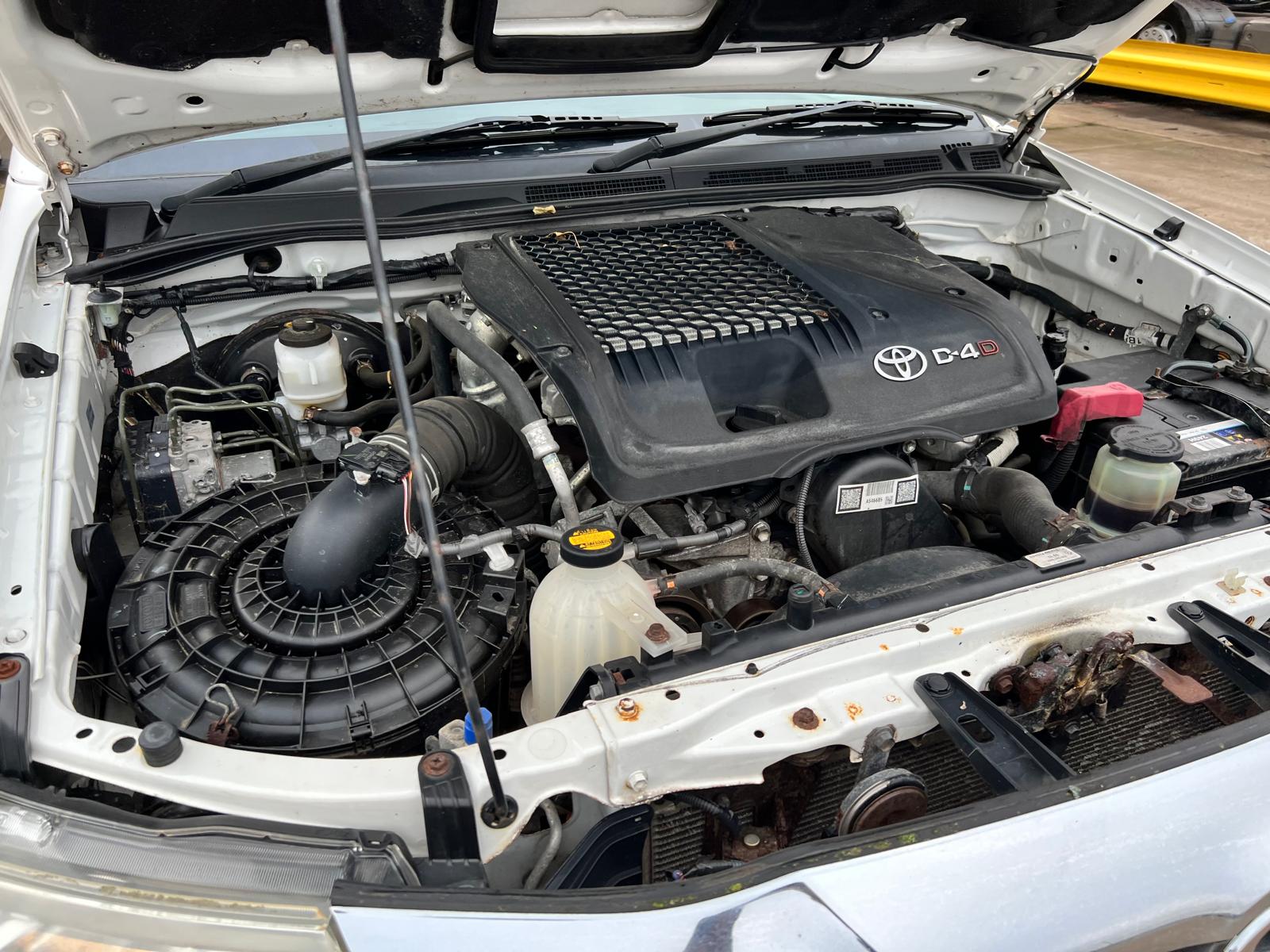 Toyota Hilux 2.5 D-4D 4×4 Double Cab Pick Up
