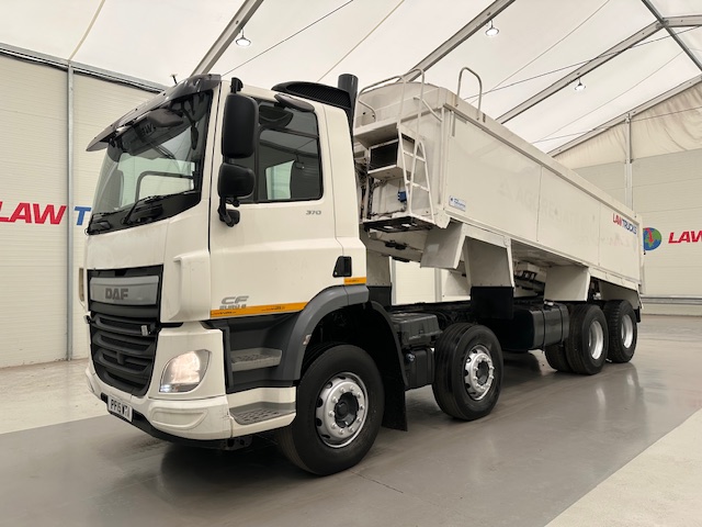 DAF CF 370 8×4 Day Cab Tipper
