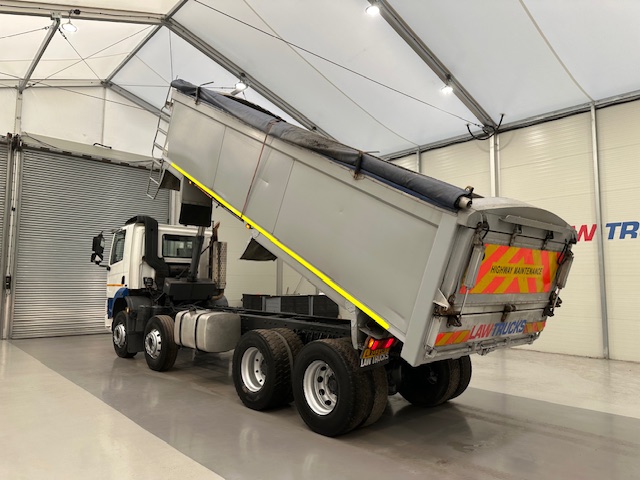 Foden Alpha 380 8×4 Day Cab Steel Tipper