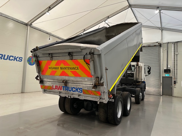 Foden Alpha 380 8×4 Day Cab Steel Tipper