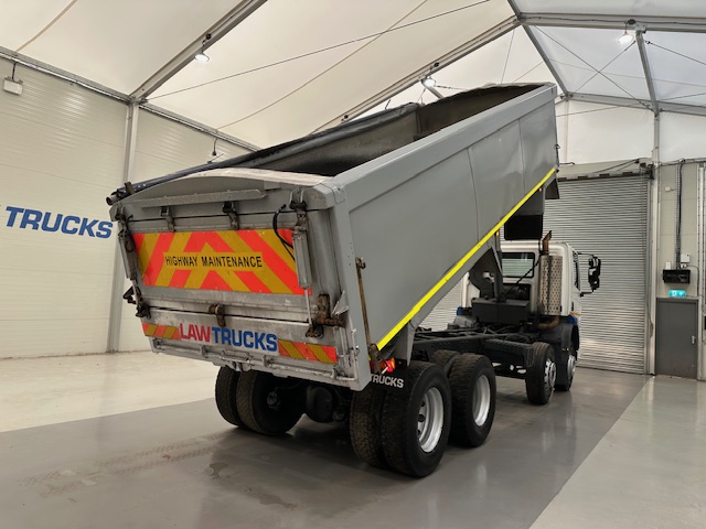 Foden Alpha 380 8×4 Day Cab Steel Tipper