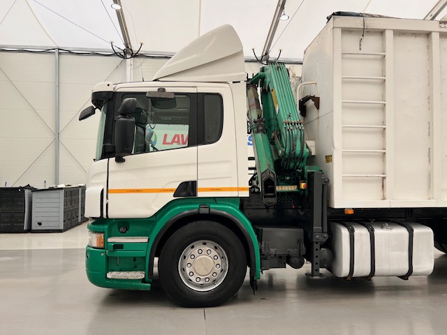 Scania P270 10 Tyre Day Cab Bulk Tipper with Crane