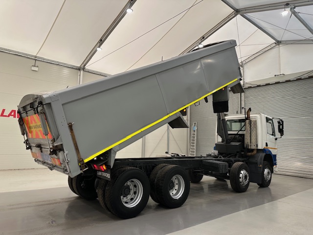 Foden Alpha 380 8×4 Day Cab Steel Tipper