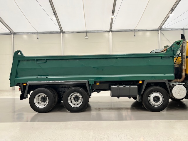 Scania P380 8×4 Day Cab Steel Tipper Manual