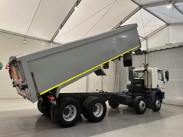 Foden Alpha 380 8×4 Day Cab Steel Tipper