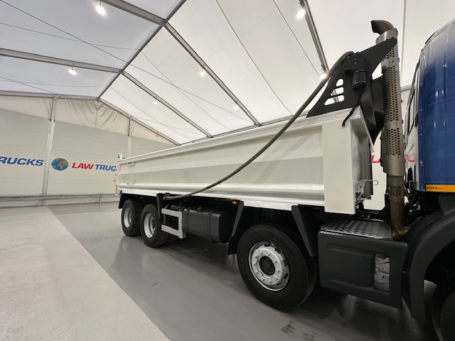 Scania P400 8×4 Rest Cab Steel Tipper