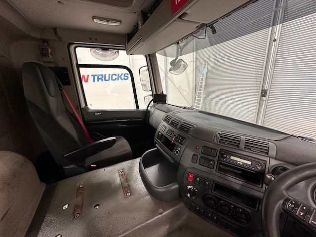DAF CF 370 8×4 Day Cab Tipper