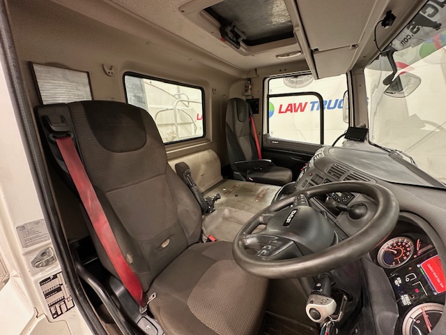 DAF CF 370 8×4 Day Cab Tipper