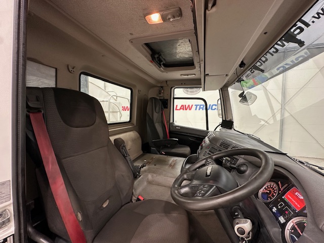DAF CF 370 8×4 Day Cab Tipper