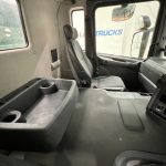 Scania P380 8×4 Day Cab Steel Tipper Manual - thumbnail