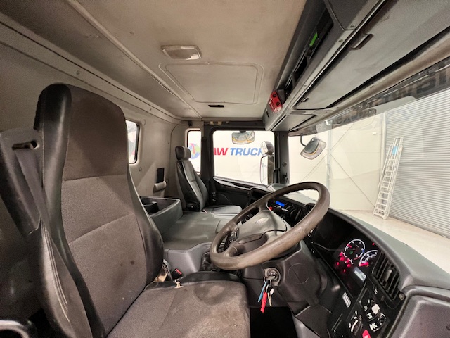 Scania P380 8×4 Day Cab Steel Tipper Manual