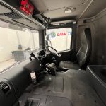 Scania P270 10 Tyre Day Cab Bulk Tipper with Crane - thumbnail